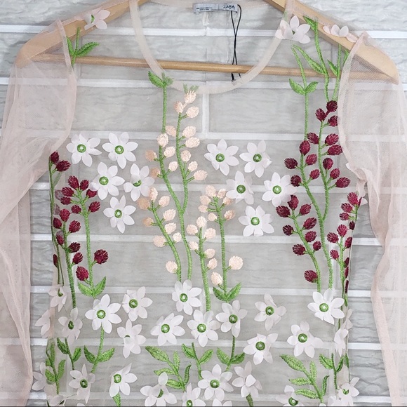 NEW ZARA PALE PINK SHEER TULLE FLORAL APPLIQUÉ TOP - Picture 5 of 10